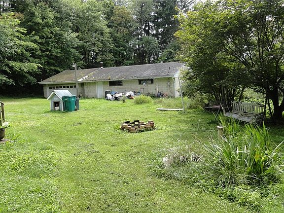5th image of 225 W Penn Ln