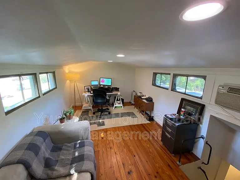1080 Benteen Ave SE — Photo 15