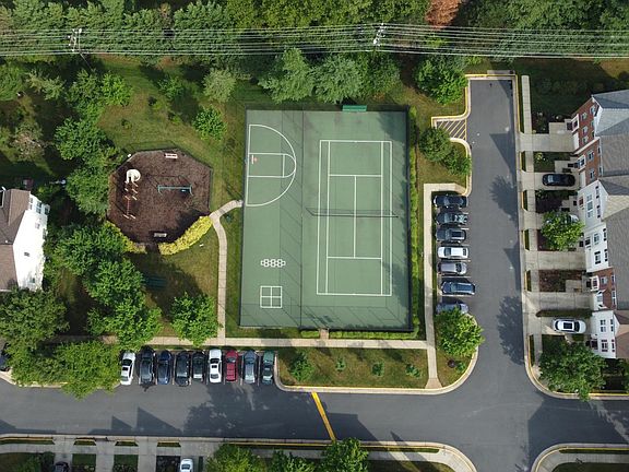 5th image of 13519 Bannacker Pl