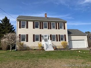 33 Rob Clark St, Winterport, ME 04496