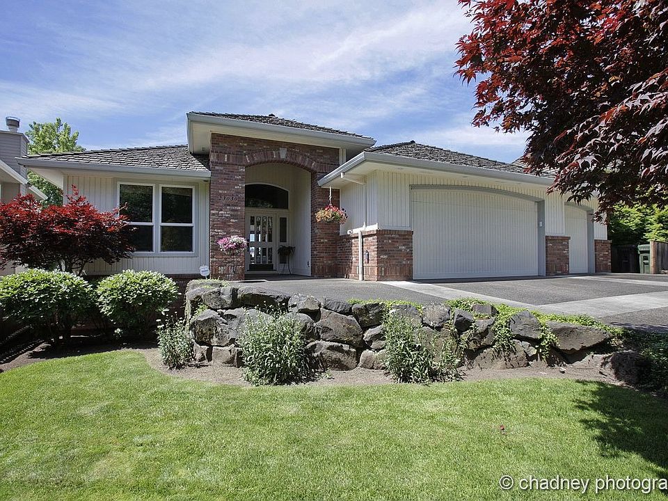 2nd image of 23030 Bland Cir