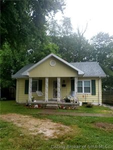 375 S 3rd Street, Austin, IN, 47102