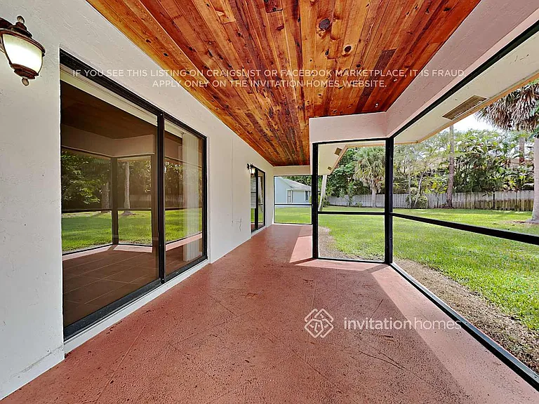 13325 Kingsbury Dr — Photo 20