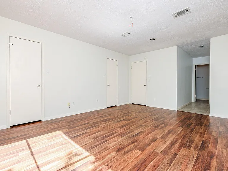 1511 Bradney Dr — Photo 20