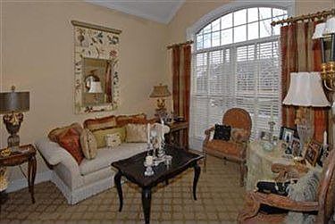 2nd image of 3162 Regency Pl