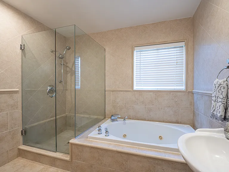14024 Cantlay St — Photo 23