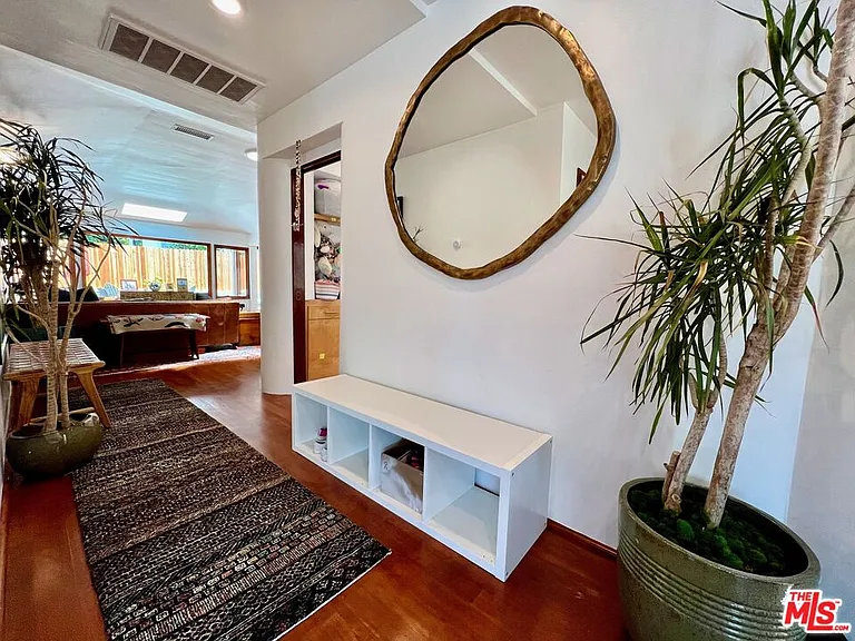 10327 Lorenzo Dr — Photo 7