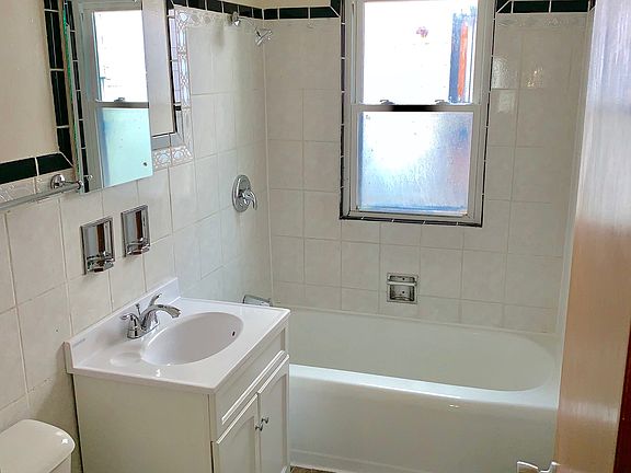 3rd image of 7240 W Grantosa Dr