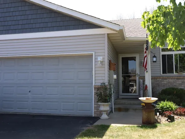302 Pine St, Cannon Falls, MN 55009