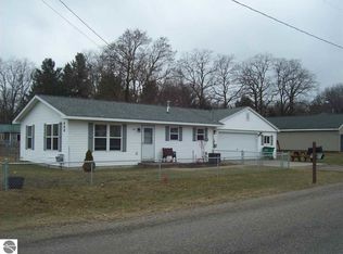 400 4th St, Oscoda, MI 48750