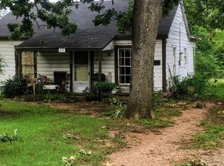 375 29th St NE, Paris, TX 75460