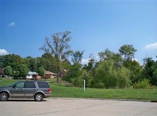 30 Rocky Top Ct, Maple Heights, OH 44137