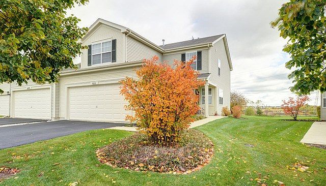 1st image of 611 W Kristina Ln