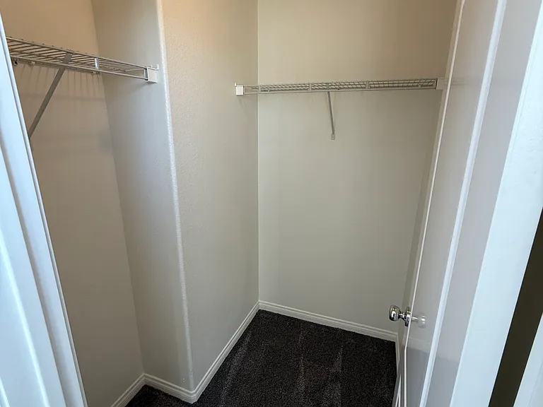 Bedroom#3 walk-in closet