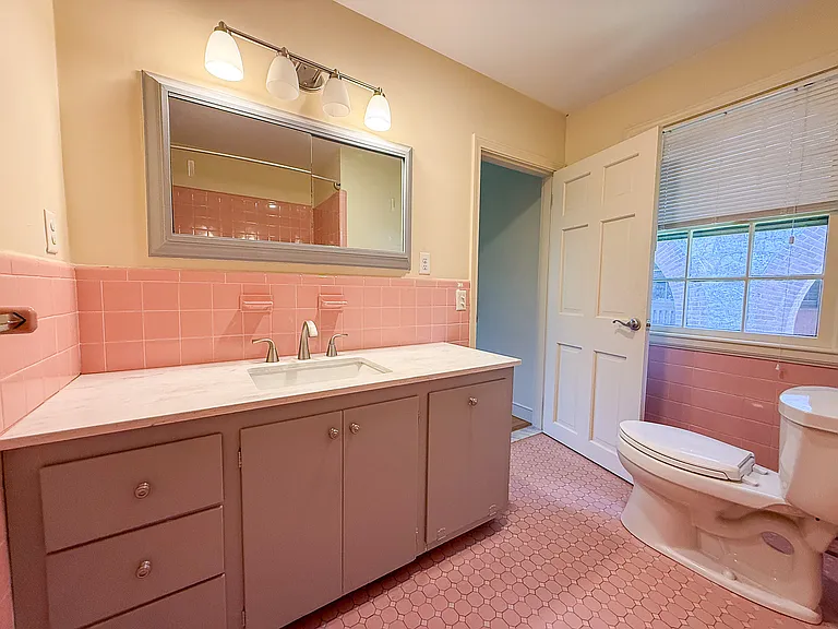 380 Gibbs Ave — Photo 21