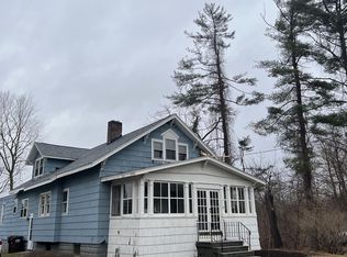 28 Gardner Ter FLOOR 2, Delmar, NY 12054