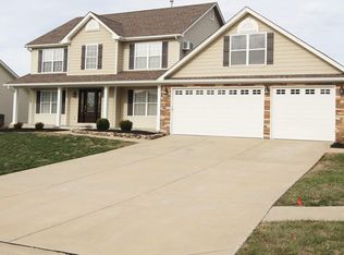 95 Counsel Ct, Lake Saint Louis, MO 63367