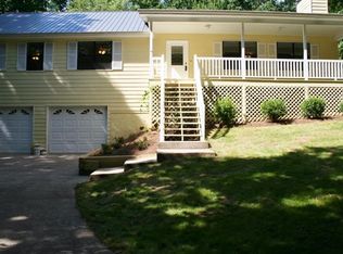 2882 Willow Springs Rd, Dallas, GA 30132