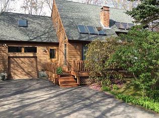 30 Grove St, Wells, ME 04090