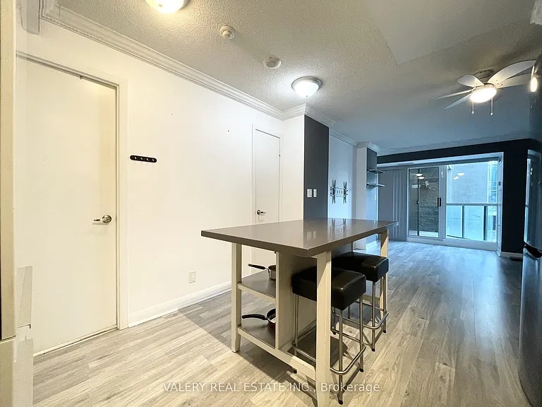 600 Fleet St #811 — Photo 5