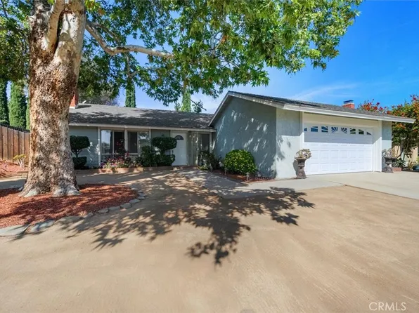 2078 Woodlawn Dr, Corona, CA 92882