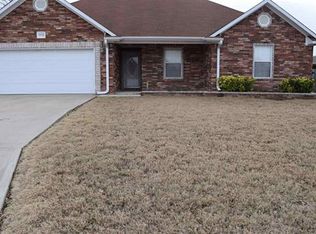 1512 Persimmon Ln, Ardmore, OK 73401