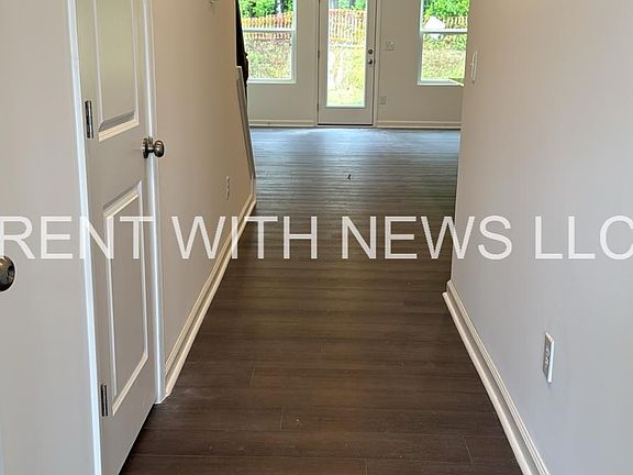3rd image of 1113 Merlot Hills Ln