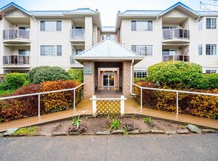 15338 18th Ave #303, Surrey, BC