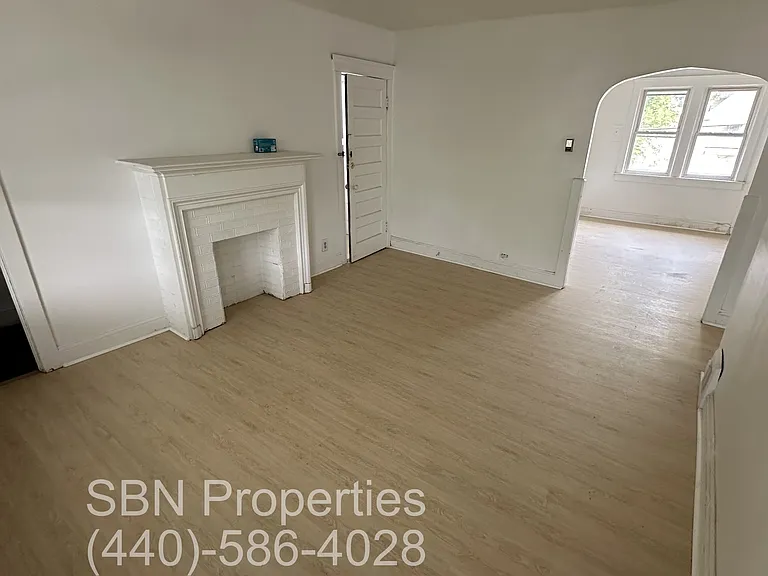 2067 W 101st St #2 — Photo 13