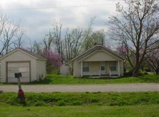 250 Church St, Marshfield, MO 65706