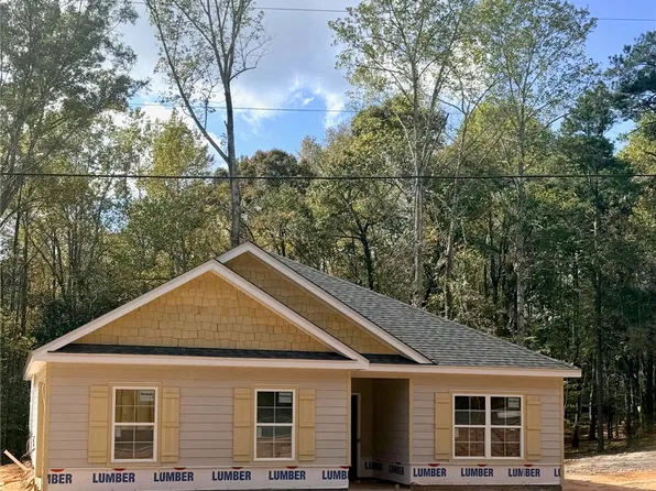 572 Lee Road 42, Beauregard, AL 36804