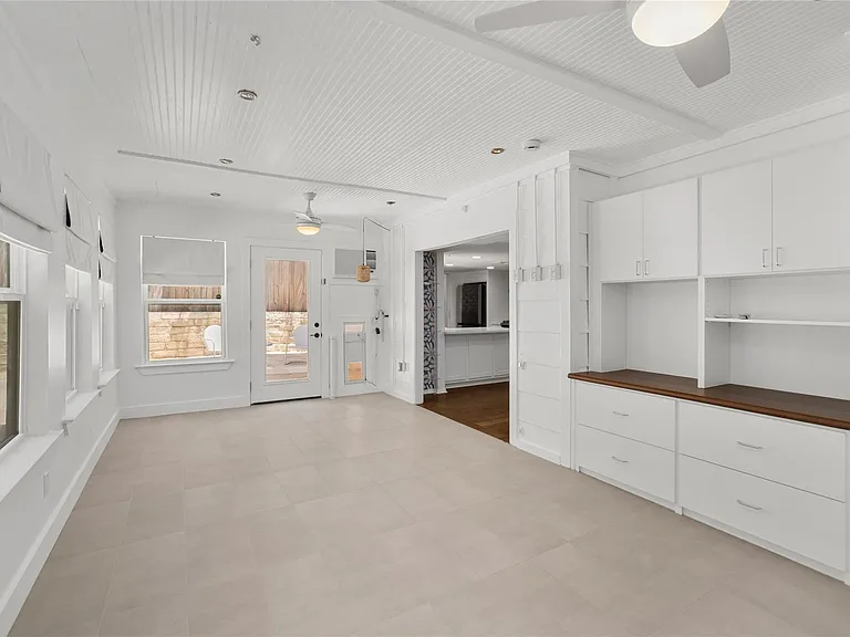 7602 Banpass Ln — Photo 15