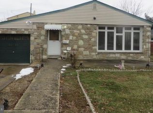 8233 Verree Rd, Philadelphia, PA 19111