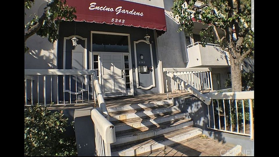 1st image of 5243 Yarmouth Ave Unit 22