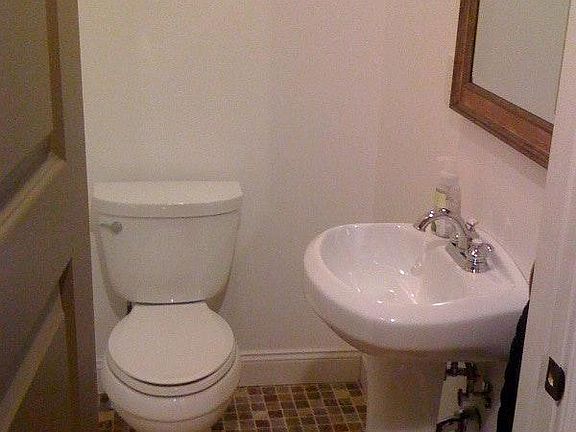 1st Floor Bathroom