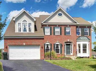 375 Palomino Dr, York, PA 17402