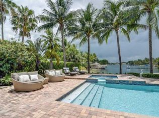 14100 SW 92nd Ave, Miami, FL 33176