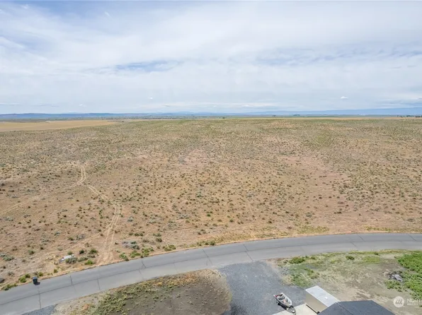 452 SE Desert Hills Loop Road, Moses Lake, WA 98837