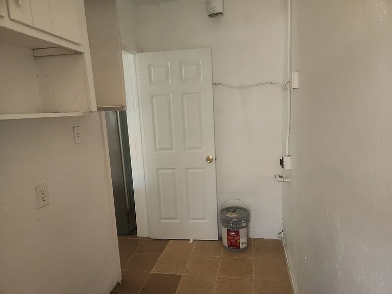 1514 E Roosevelt St — Photo 17