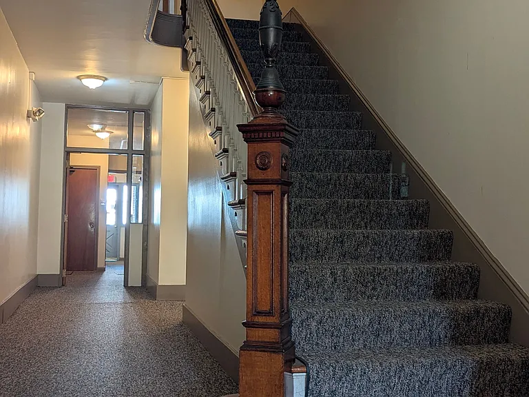 205 Elm St #10 — Photo 5
