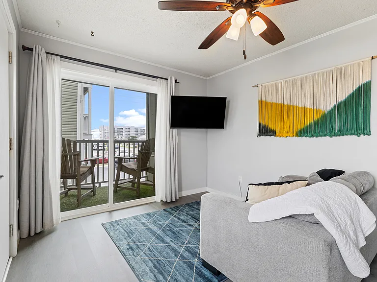 108 Lake Park Blvd S #107 — Photo 12