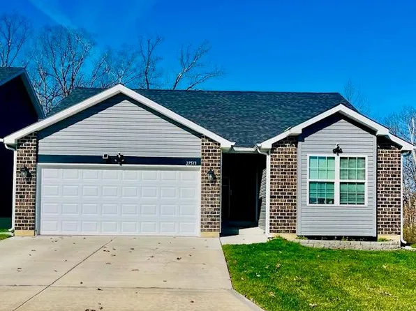 27513 Forest Ridge Dr, Warrenton, MO 63383