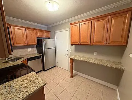 47 Alvarado Ave #1A — Photo 22