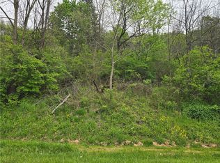 121-122 Bredin Ave, Lyndora, PA 16045