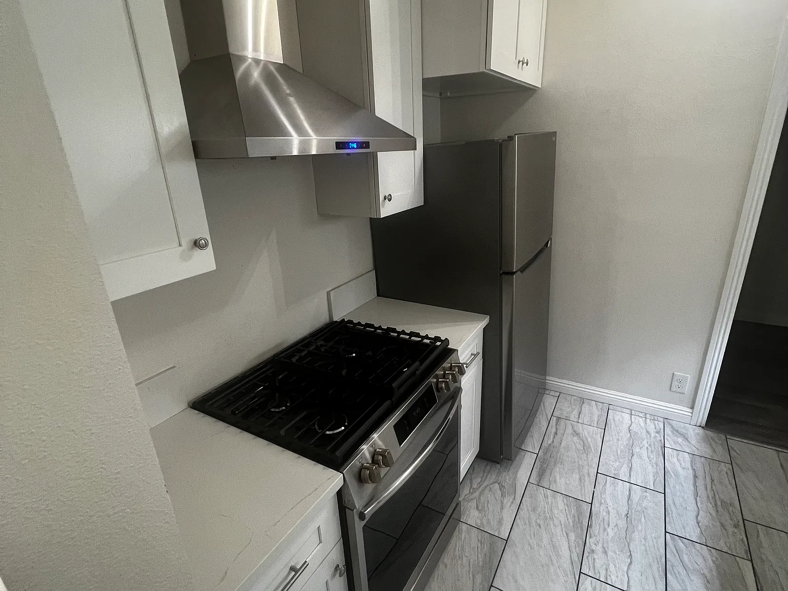 1 bed, 600 sqft, $1,750 — Photo 4