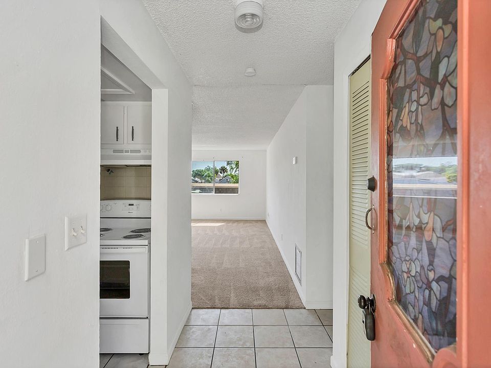 1st image of 1127 Connecticut Ave #D