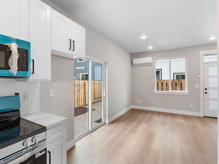 6341 SE 85th Ave #B — Photo 6