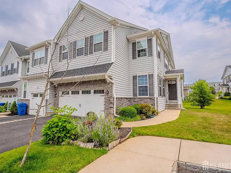 7 Jasmine Dr — Photo 2
