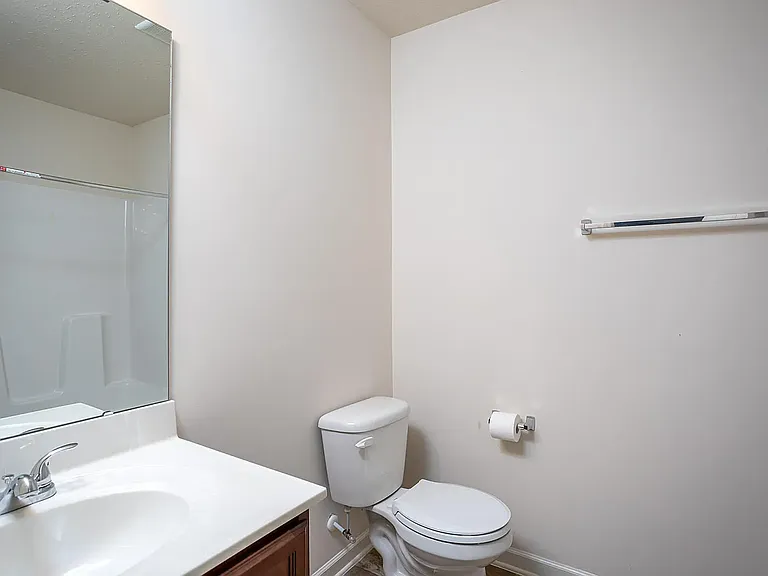 576 Camel St — Photo 10
