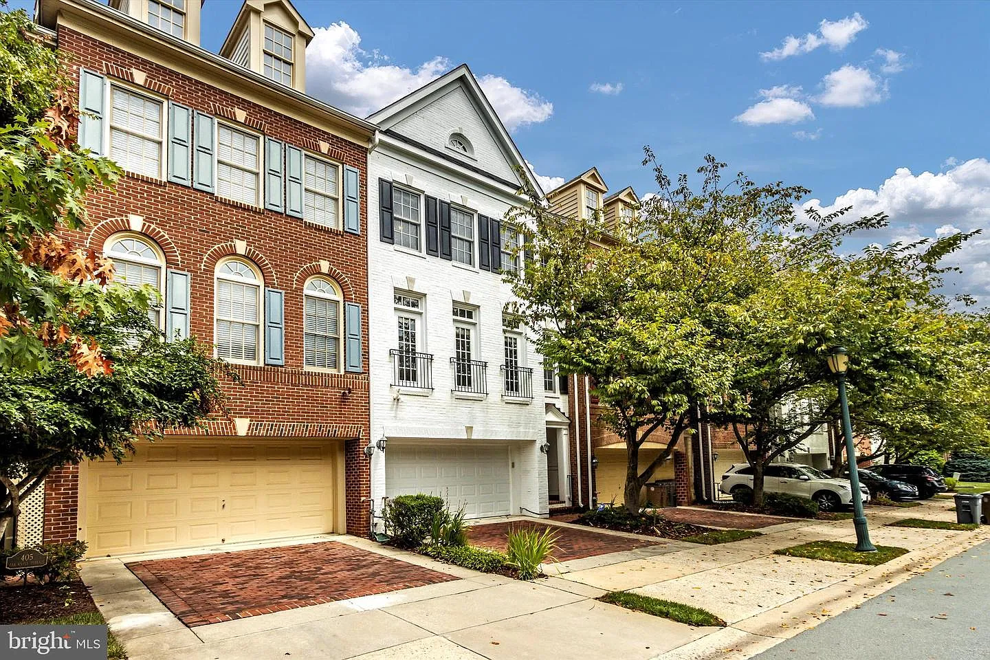 407 Oak Knoll Ter photo 1